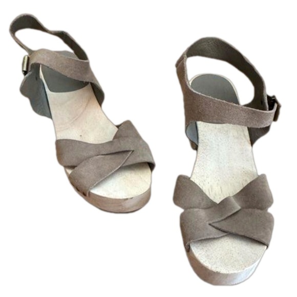 NWOT LOFT Suede Swedish Clog Sandal Missy Desert Khaki Size 8 - Picture 1 of 16